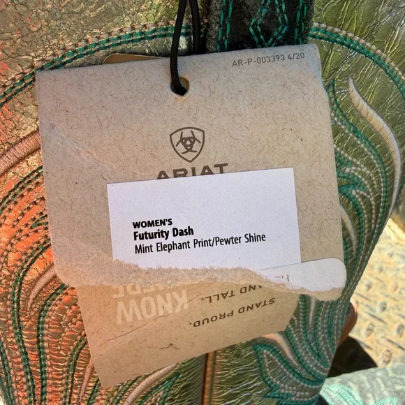 Ariat Women’s Futurity Dash Elephant Print and Pewter 6.5B - Picture 10 of 13